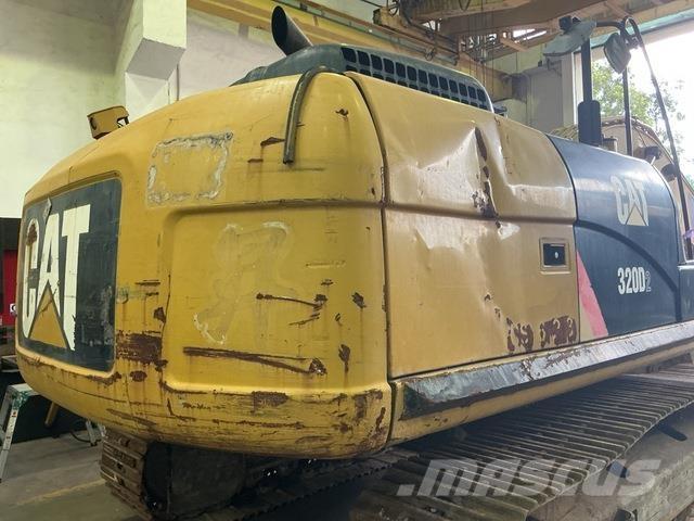 CAT 320D2 Rupsgraafmachines