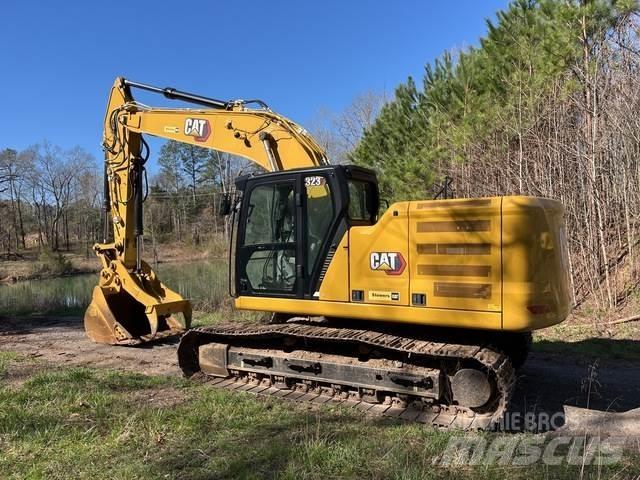 CAT 323 Rupsgraafmachines