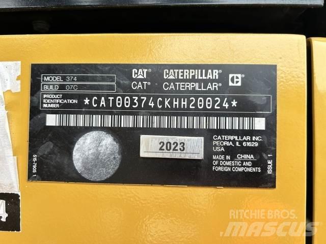 CAT 374 Rupsgraafmachines