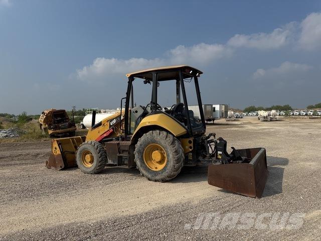 CAT 415F2IL Voorladers en gravers