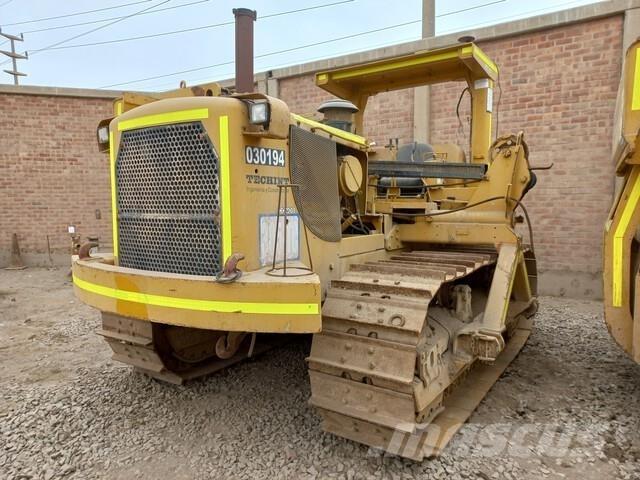 CAT 572F Pijpenleggers