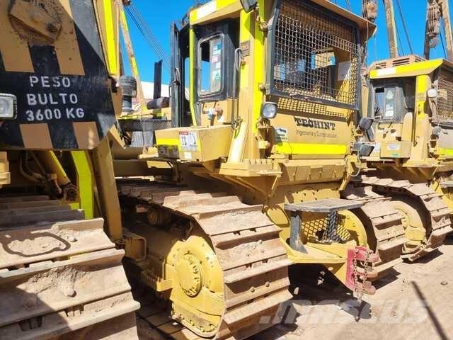 CAT 583K Pijpenleggers