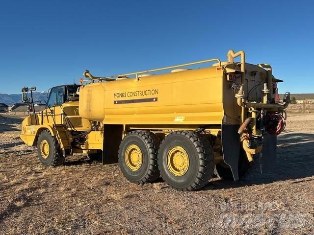 CAT 730C Water tankwagens