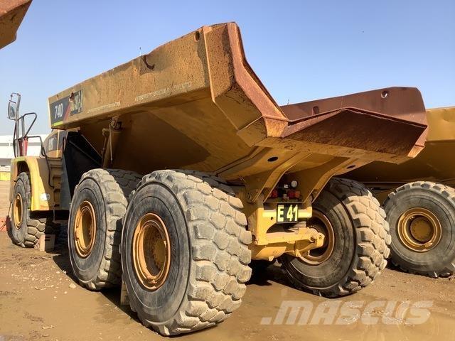 CAT 740 Knik dumptrucks