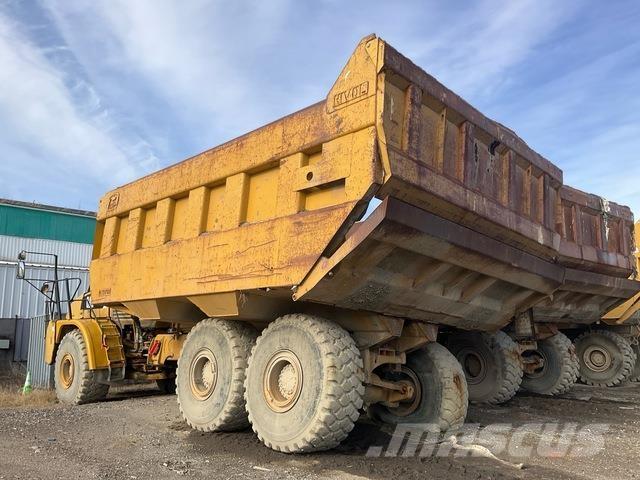 CAT 740 Knik dumptrucks