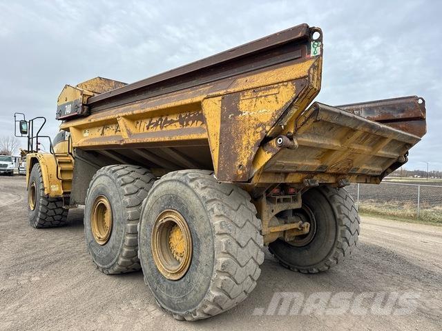 CAT 740 Knik dumptrucks