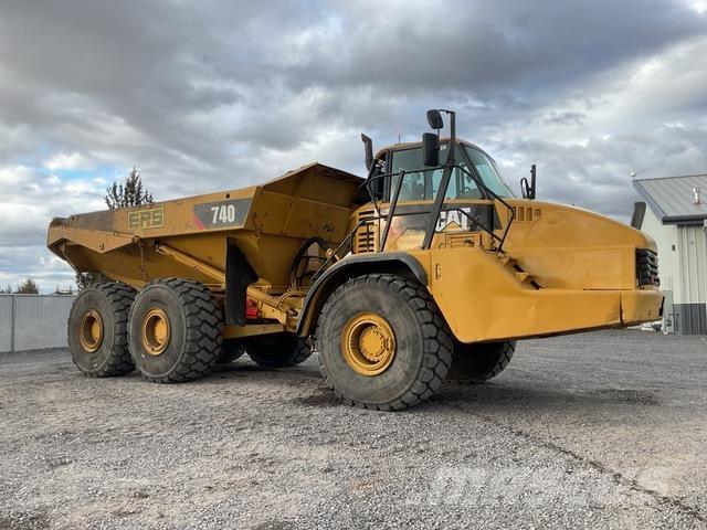 CAT 740 Knik dumptrucks