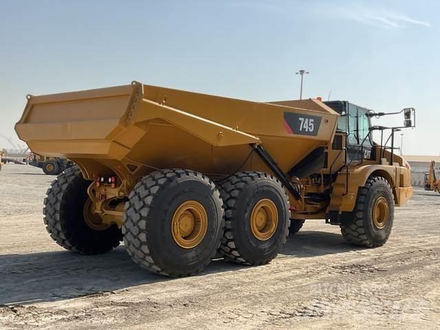 CAT 745 Knik dumptrucks