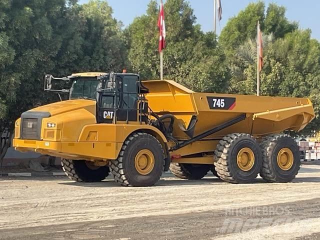 CAT 745 Knik dumptrucks