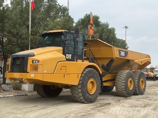CAT 745 Knik dumptrucks