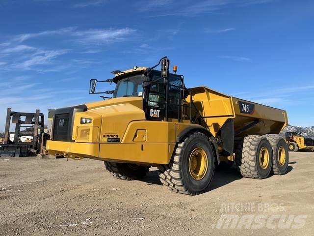 CAT 745 Knik dumptrucks