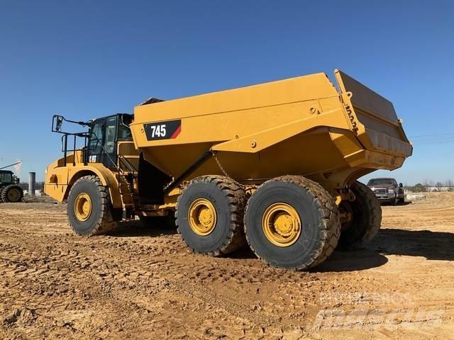 CAT 745 Knik dumptrucks