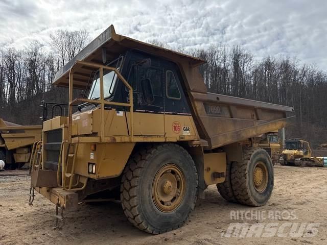 CAT 769D Knik dumptrucks
