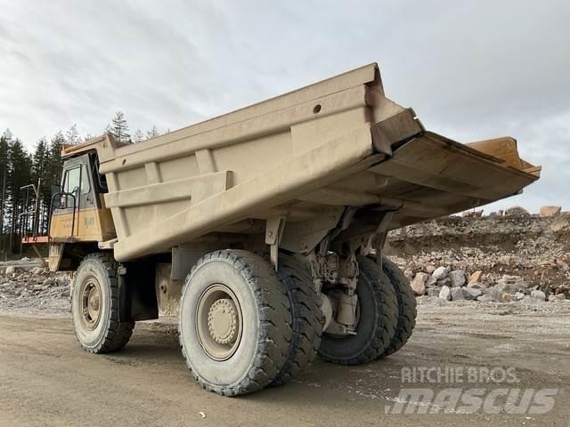 CAT 771D Knik dumptrucks