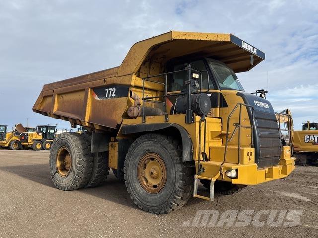 CAT 772 Knik dumptrucks