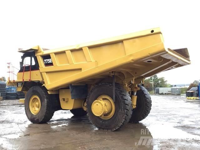 CAT 775E Knik dumptrucks