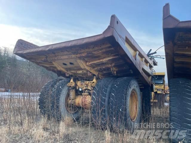 CAT 777D Knik dumptrucks