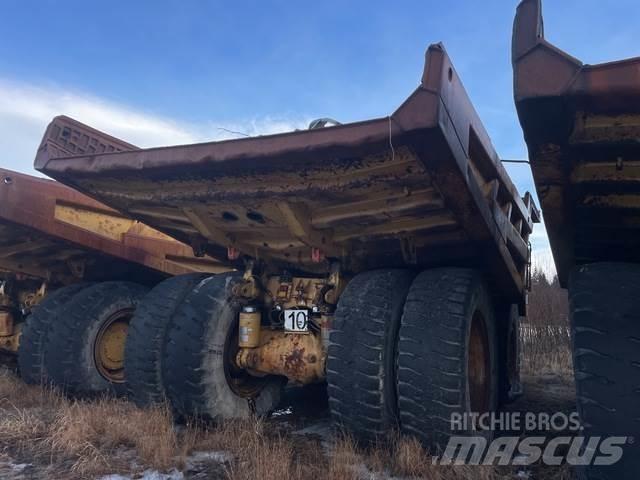 CAT 777D Knik dumptrucks