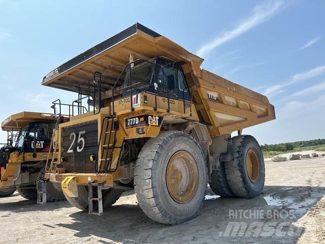 CAT 777D Knik dumptrucks