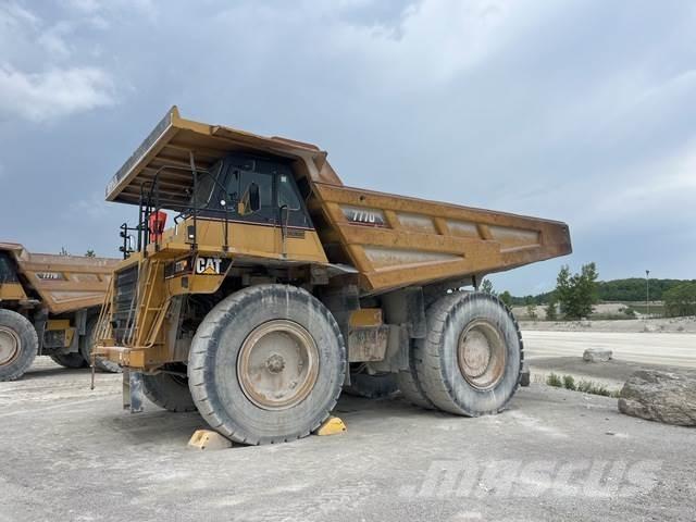 CAT 777D Knik dumptrucks