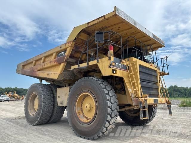 CAT 777D Knik dumptrucks