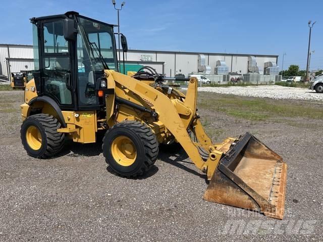 CAT 903D Wielladers