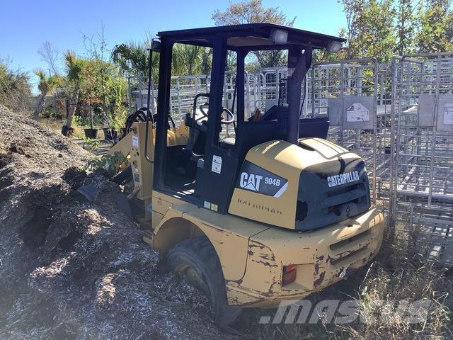 CAT 904B Wielladers