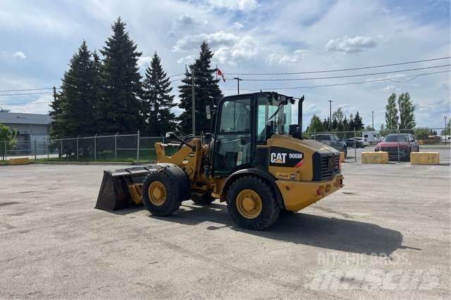 CAT 906M Wielladers
