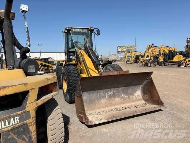 CAT 930G Wielladers