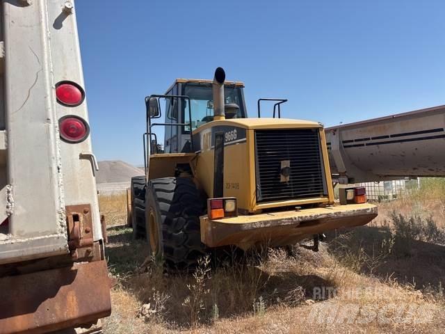 CAT 966G Wielladers