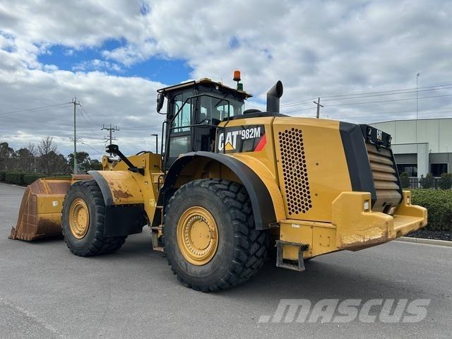 CAT 982M Wielladers