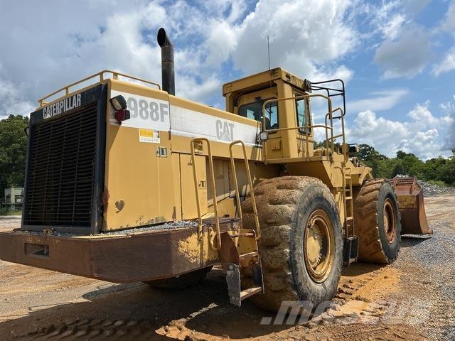 CAT 988F Wielladers