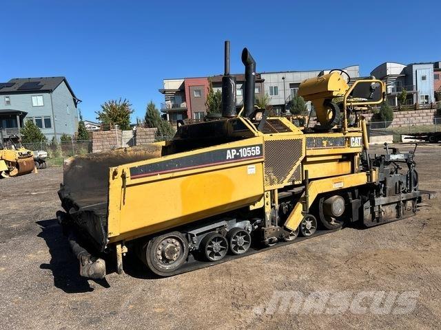 CAT AP-1055B Asfaltafwerkmachines