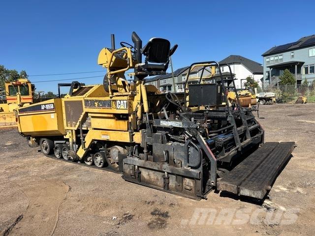 CAT AP-1055B Asfaltafwerkmachines