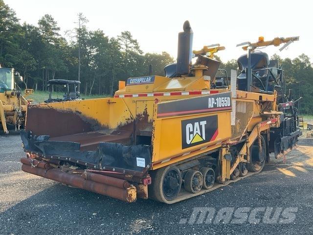 CAT AP-1055D Asfaltafwerkmachines