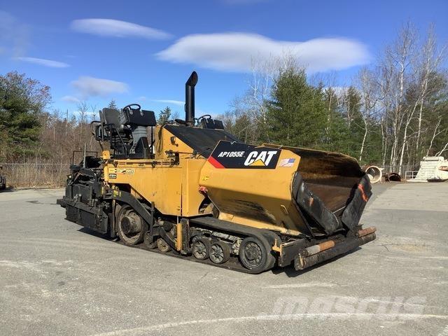 CAT AP1055E Asfaltafwerkmachines