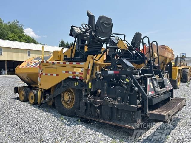 CAT AP600D Asfaltafwerkmachines