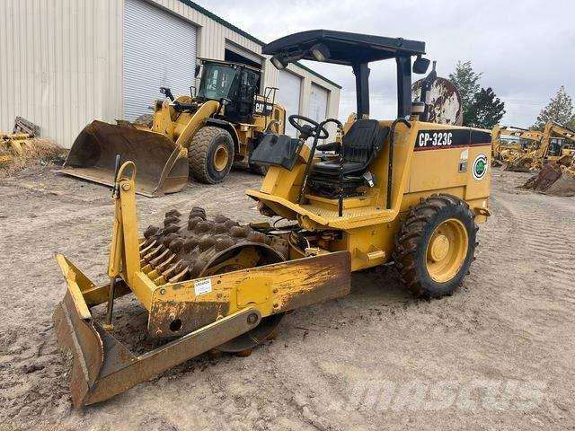 CAT CP-323C Trilrolwalsen