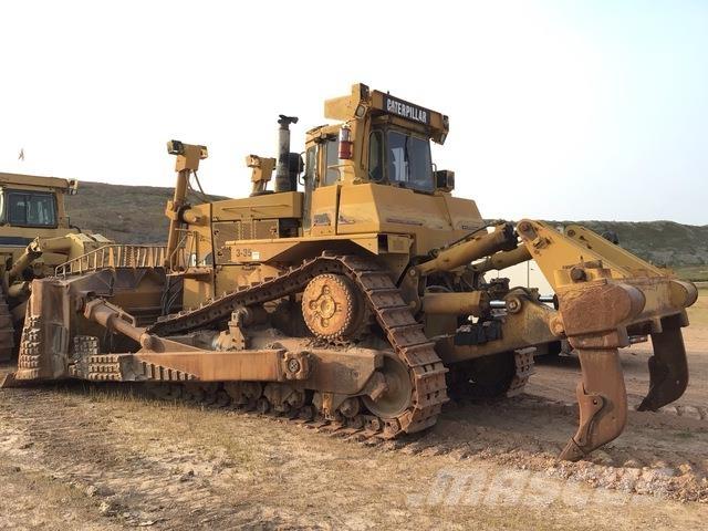 CAT D10R Rupsdozers