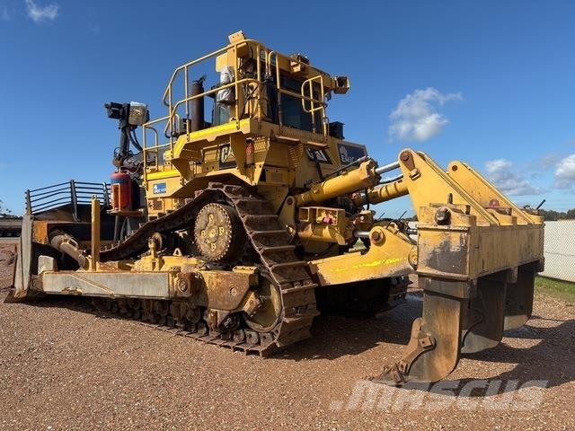 CAT D10T Rupsdozers