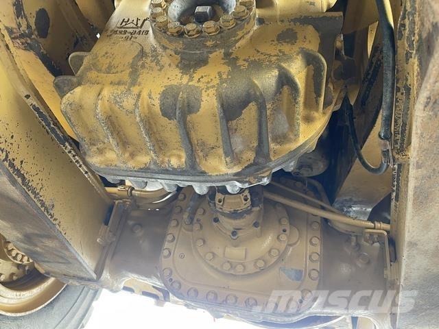 CAT D10T2 Rupsdozers