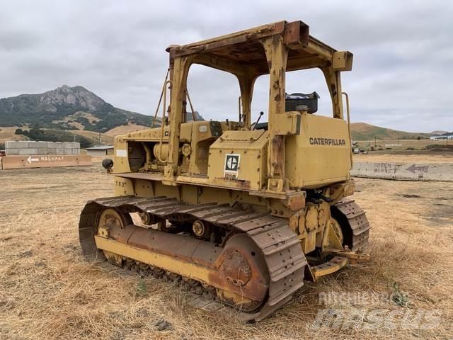 CAT D5B Tractoren
