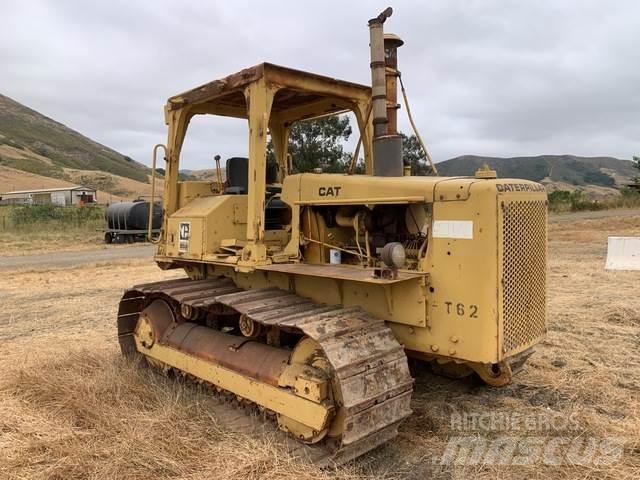 CAT D5B Tractoren