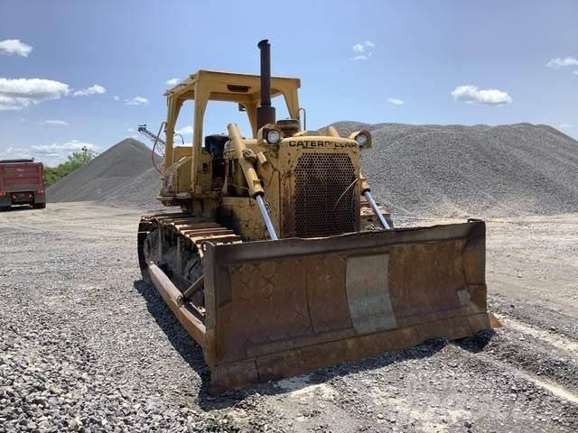 CAT D6D Rupsdozers
