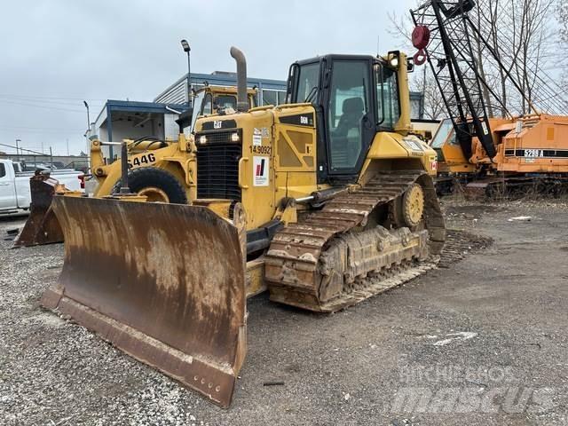 CAT D6N Rupsdozers