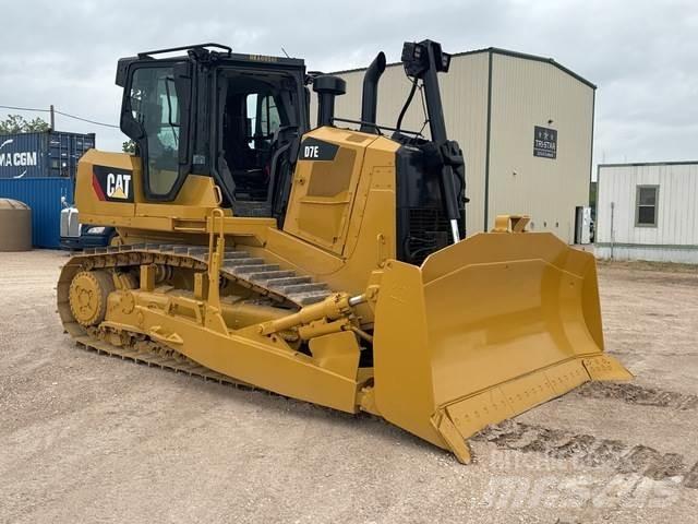 CAT D7E Rupsdozers