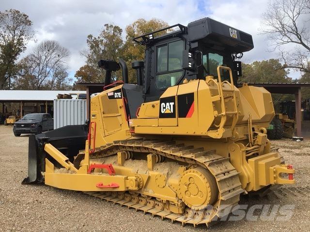 CAT D7E Rupsdozers