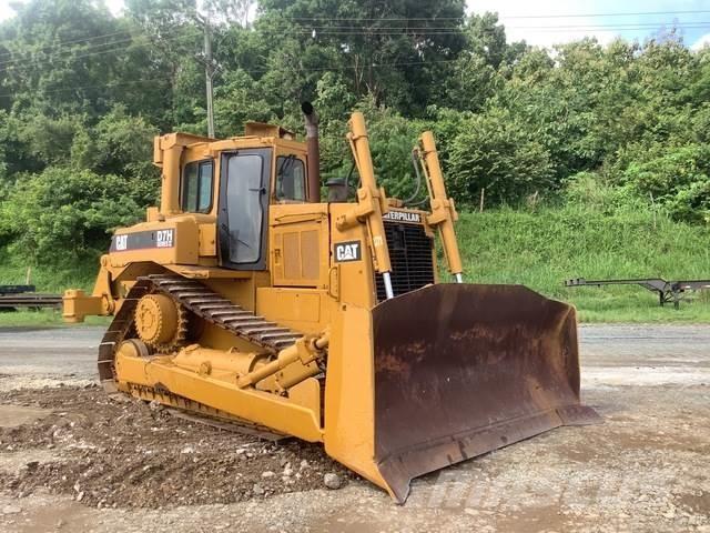 CAT D7H Rupsdozers