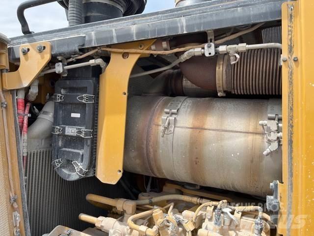 CAT D8T Rupsdozers