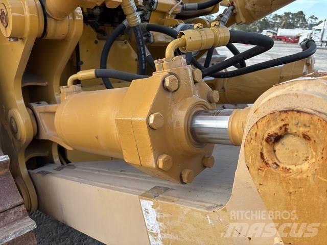 CAT D8T Rupsdozers